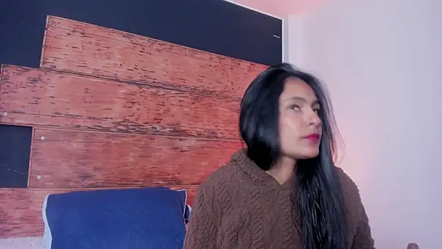 Snapshot of Fernanda_liie_ chatting on July 17, 2026, 12:23 pm Fernanda liie online show from July 17, 2026, 12:23 pm