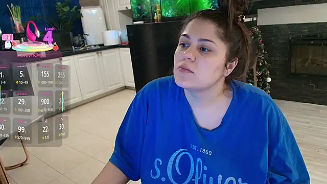 Snapshot of Layla- chatting on February 21, 2026, 5:58 pm Layla- online show from February 21, 2026, 5:58 pm