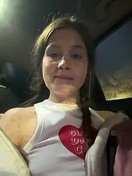 Snapshot of melicious_ chatting on March 4, 2025, 8:02 am melicious online show from March 4, 2025, 8:02 am