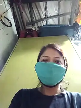 Snapshot of mens_weakness chatting on March 3, 2025, 5:50 pm mens weakness online show from March 3, 2025, 5:50 pm