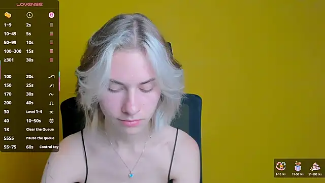 Fiona Night online show from September 19, 2025, 11:22 am