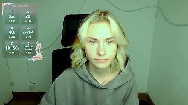 Fiona Night online show from October 4, 2025, 11:08 am