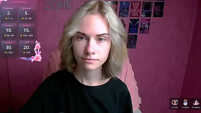 Fiona Night online show from October 19, 2025, 5:41 am