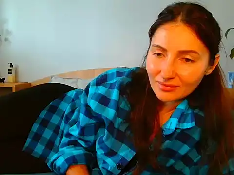 Irina9793 online show from October 14, 2025, 8:04 am