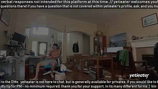 Snapshot of yetieater chatting on April 23, 2026, 9:17 pm yetieater online show from April 23, 2026, 9:17 pm