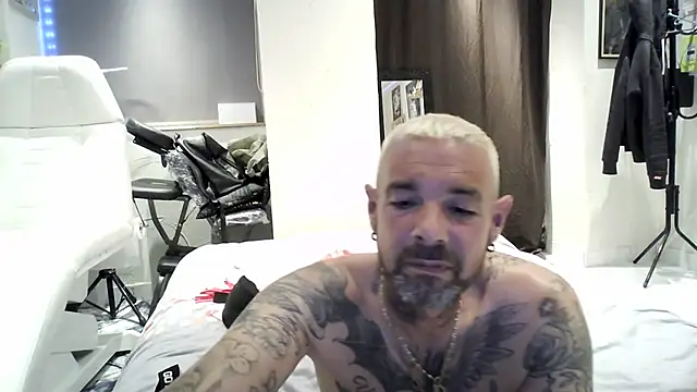  little blake online show from May 2, 2026, 7:52 pm