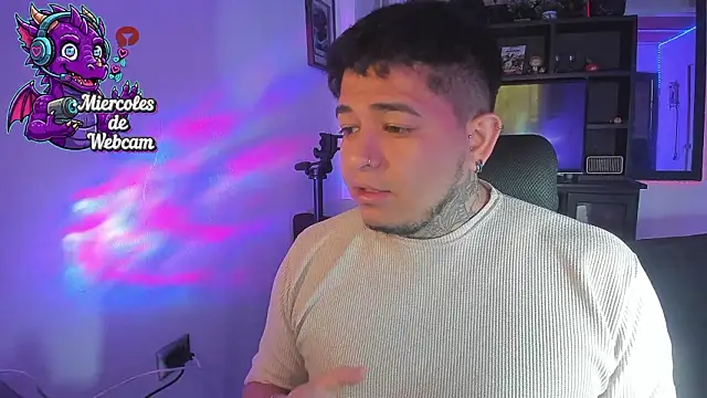 Snapshot of Strip_Classes_Col chatting on January 14, 2026, 3:06 pm Strip Classes Col online show from January 14, 2026, 3:06 pm