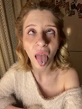 amorearte m online show from February 9, 2026, 3:10 am