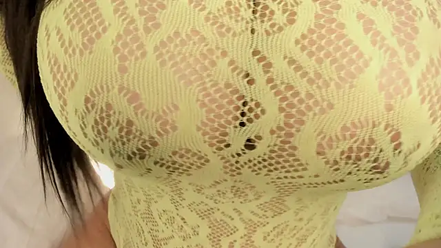 Snapshot of Hannahx__ chatting on January 25, 2025, 10:29 am Hannahx   online show from January 25, 2025, 10:29 am