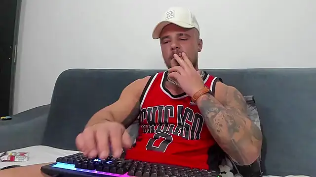 Tiberius hunk online show from March 21, 2025, 8:50 pm