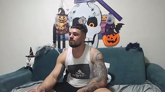 Tiberius hunk online show from November 7, 2025, 7:08 am