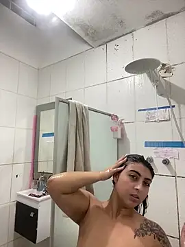 Snapshot of mayteziinhaa chatting on November 5, 2025, 12:32 am mayteziinhaa online show from November 5, 2025, 12:32 am