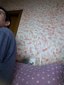 parejade225xh online show from February 7, 2026, 9:40 pm