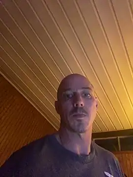 Mac ThunderCock online show from September 13, 2025, 2:00 am