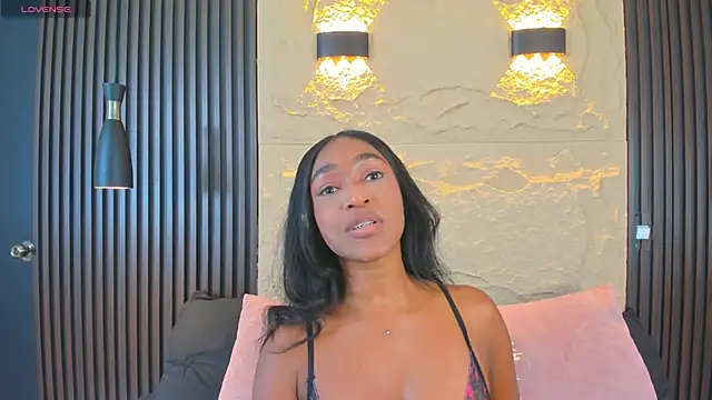 AlexiaAbbey online show from November 10, 2025, 7:13 pm