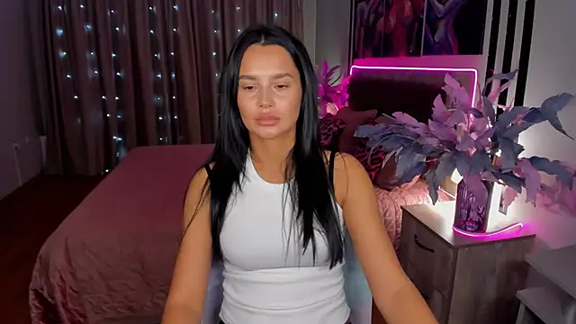 DanaSincere online show from October 23, 2025, 3:39 am