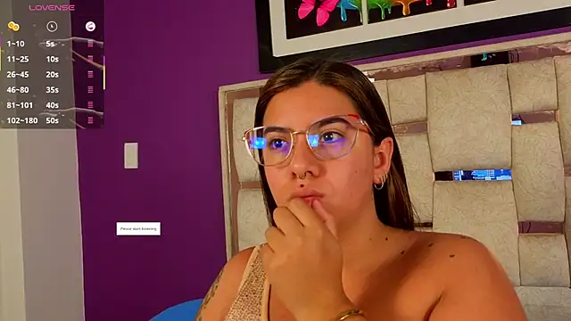 emilyy cooperr online show from April 14, 2026, 12:11 pm