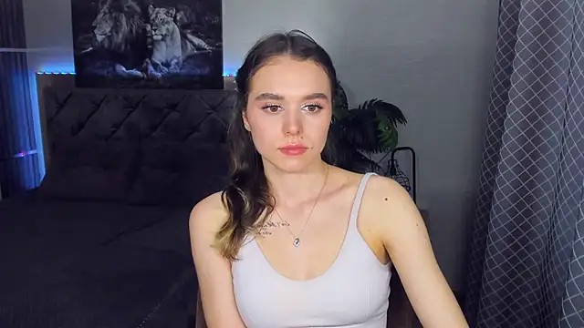 EmelyMason online show from March 3, 2026, 11:38 am