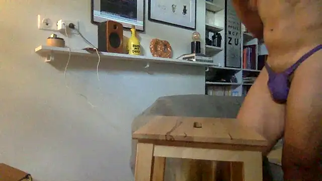 Bubba7519 online show from September 15, 2025, 7:52 am