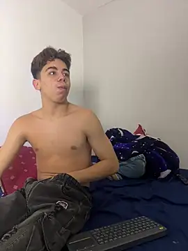 Miguel bigcock online show from February 4, 2026, 4:40 am