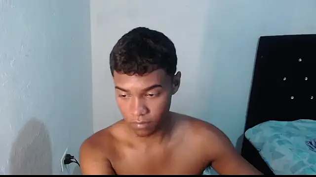 Jampier sexyboy online show from March 11, 2025, 4:07 pm