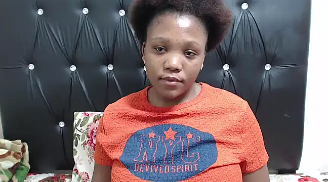 Snapshot of Beyoncex05 chatting on March 11, 2025, 8:31 pm Beyoncex05 online show from March 11, 2025, 8:31 pm