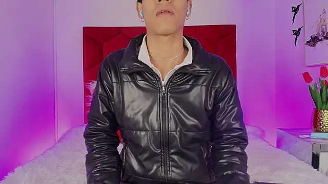 Snapshot of Jonas_Rivers chatting on November 11, 2025, 12:49 pm Jonas Rivers online show from November 11, 2025, 12:49 pm