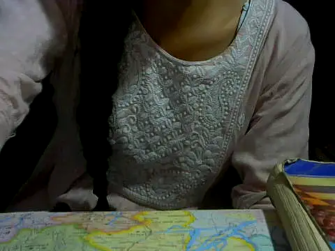 mayra89 online show from November 5, 2025, 2:28 pm