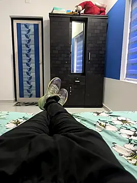 stranger  king786 online show from November 26, 2025, 3:18 am