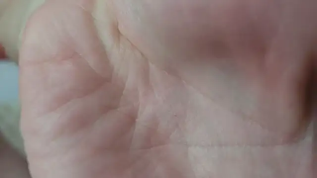 Snapshot of Qwerty588589 chatting on September 13, 2025, 9:42 am Qwerty588589 online show from September 13, 2025, 9:42 am