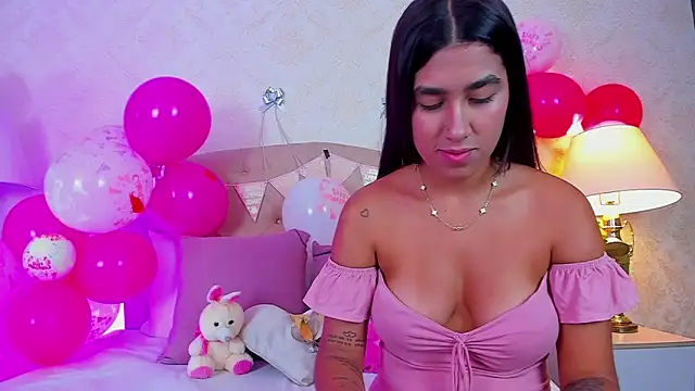 Mia Montess online show from March 24, 2026, 2:33 pm