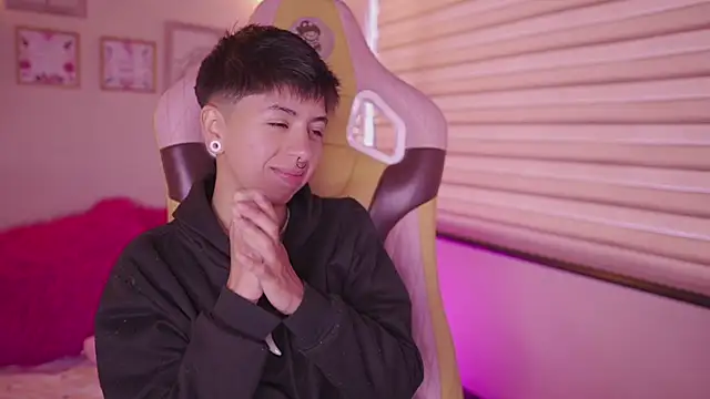 tommy blue online show from February 18, 2026, 12:34 pm