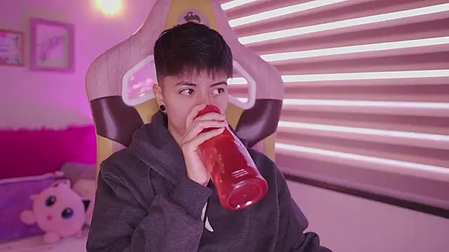 tommy blue online show from March 11, 2026, 12:55 pm