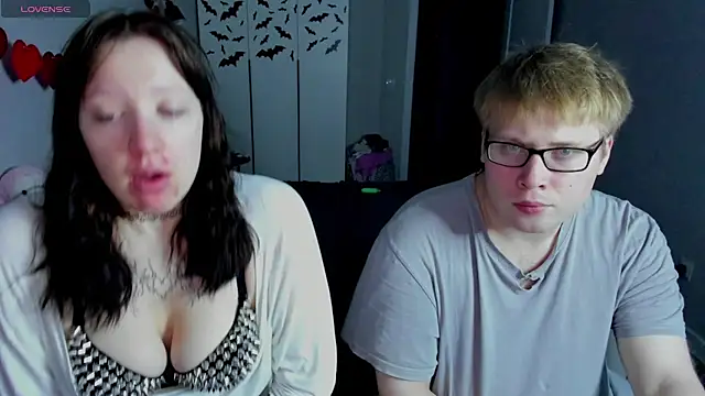 JayMollyy online show from July 20, 2026, 5:37 pm