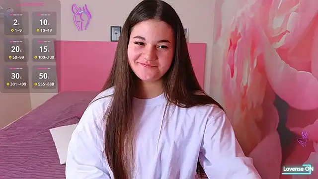 ElinaMils online show from March 30, 2026, 11:44 am