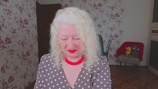 Maya Mayflower online show from May 11, 2026, 3:23 am