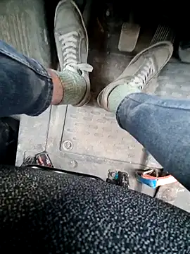 Snapshot of GM51-1988 chatting on March 20, 2025, 4:31 pm GM51-1988 online show from March 20, 2025, 4:31 pm