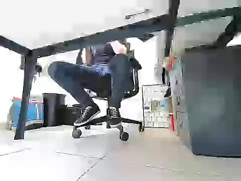 Snapshot of GM51-1988 chatting on September 8, 2025, 3:00 pm GM51-1988 online show from September 8, 2025, 3:00 pm