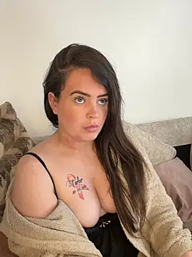 Sophie 23XX online show from April 3, 2026, 10:02 am