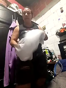 Antonela45 online show from February 22, 2026, 11:03 pm