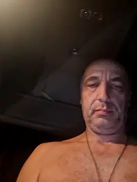 aleksis1313 online show from October 30, 2025, 7:25 pm