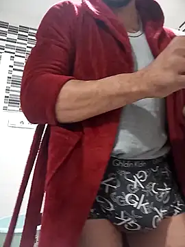 Snapshot of Yerayyaya chatting on November 28, 2025, 7:11 am Yerayyaya online show from November 28, 2025, 7:11 am