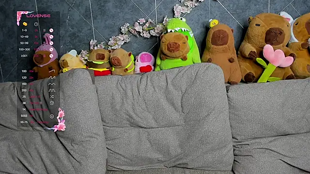 EvaTheHeart online show from October 1, 2025, 7:47 am