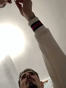 Snapshot of Anonim2026 chatting on November 8, 2025, 12:44 am Anonim2026 online show from November 8, 2025, 12:44 am