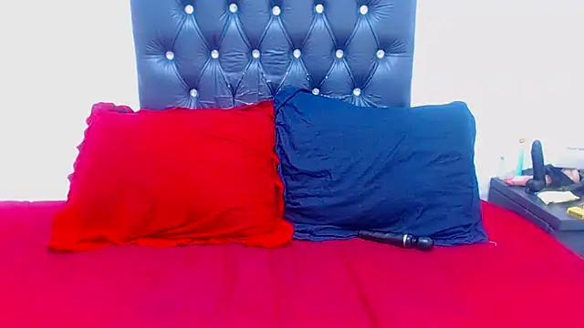 Snapshot of DarkEngelASS chatting on February 25, 2026, 5:06 am DarkEngelASS online show from February 25, 2026, 5:06 am