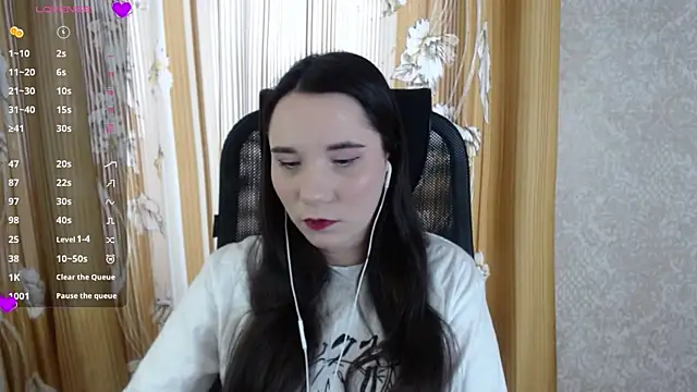 Snapshot of KateForLove chatting on March 13, 2025, 10:15 am KateForLove online show from March 13, 2025, 10:15 am