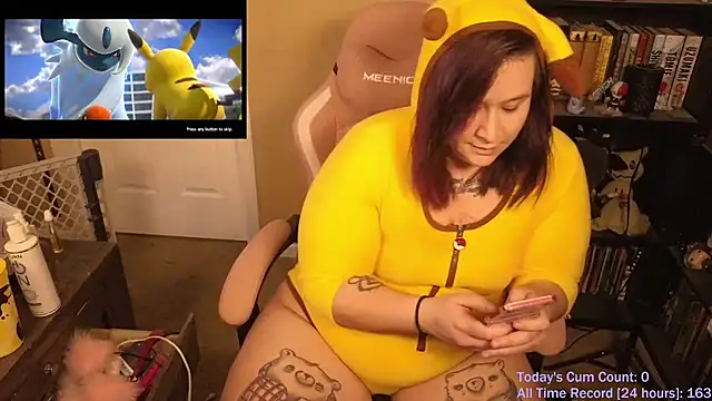 VioletNova online show from February 9, 2026, 2:54 pm