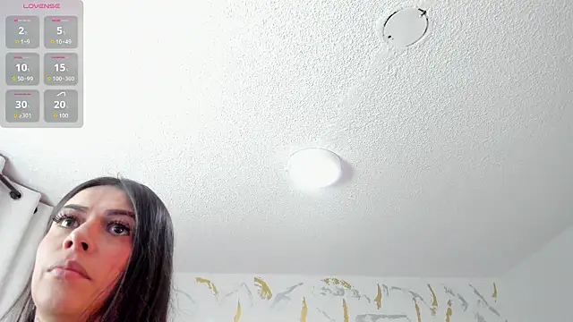 Cristal Velle online show from February 3, 2026, 1:27 pm