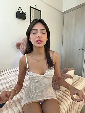 ZaraLuuv online show from March 3, 2026, 6:36 pm