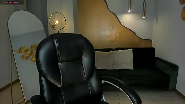BellaClark1 online show from October 10, 2025, 3:27 am